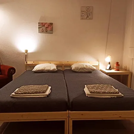 Pijama House - Bike & Bed 호스텔 *