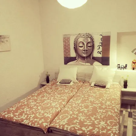 Pijama House - Bike & Bed *