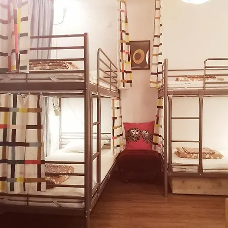 Pijama House - Bike & Bed Hostel