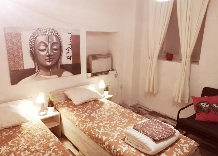 Pijama House - Bike&bed Hostel *