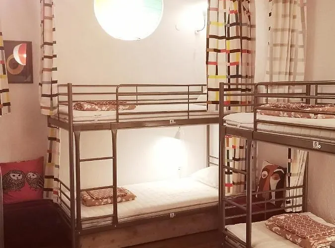 Pijama House - Bike&bed Hostel