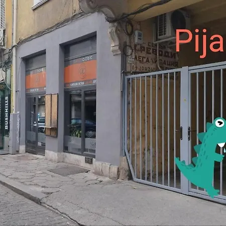 Pijama House Хостел *