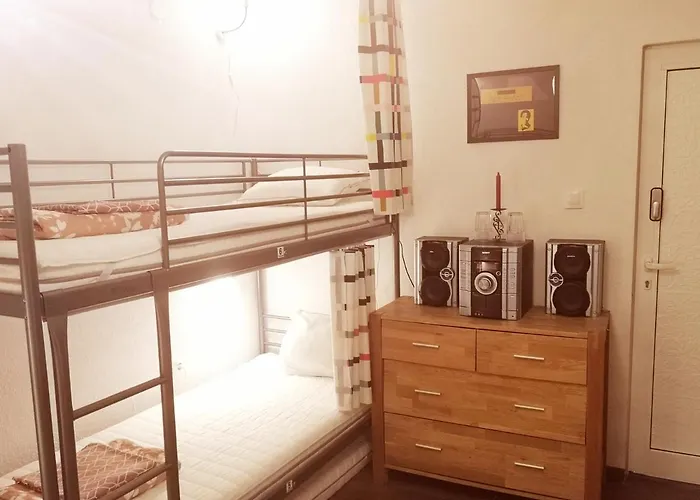 Pijama House - Bike & Bed Vandrerhjem